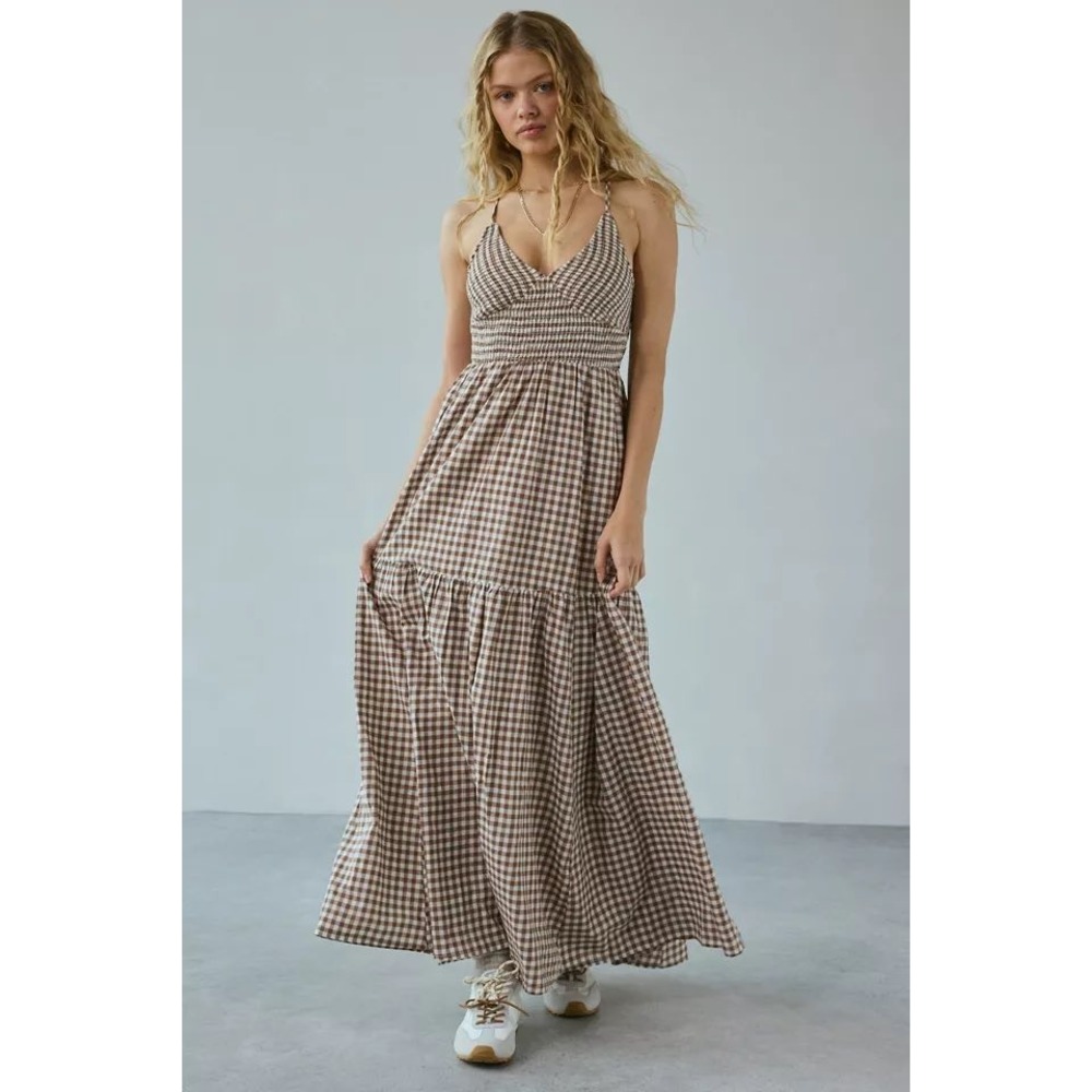 Kimchi Blue Urban Outfitters Renee Smocked Tiered Maxi Dress 
Size: XL